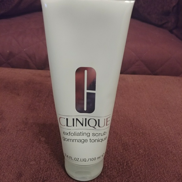 Clinique Other - Clinique Exfoliating Scrub